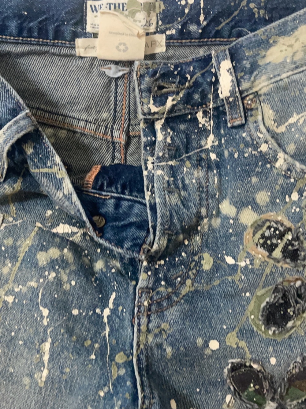 Free People Tricia Fix Embellished Denim Shorts – Size 26 - Picture 6 of 8